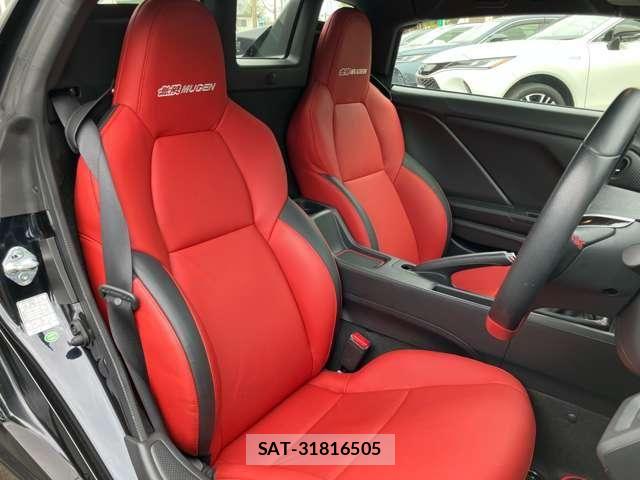 Honda S660 2017-04 8210008-23