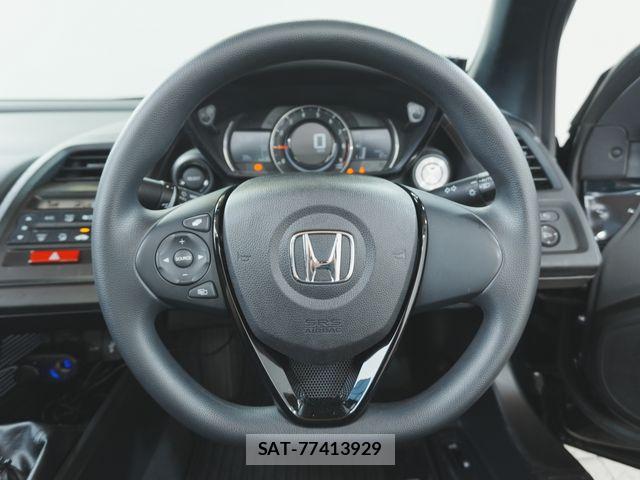 Honda S660 2016-05 8316890-10