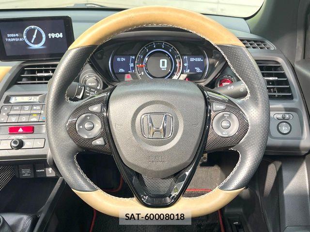 Honda S660 2019-11 8316889-10