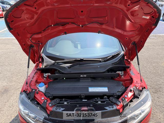 Honda S660 2016-10 8337735-12