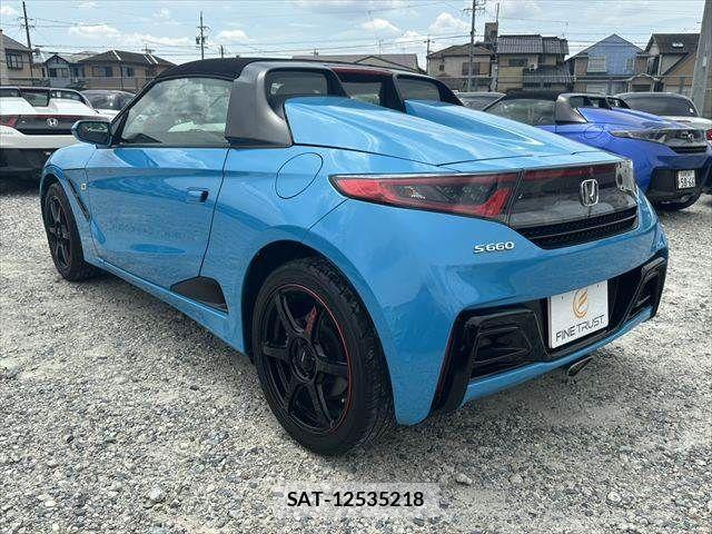 Honda S660 2016-10 8337740-15