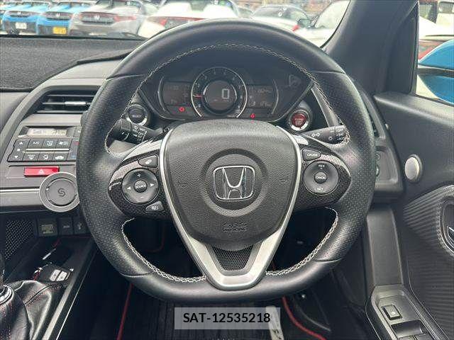 Honda S660 2016-10 8337740-7