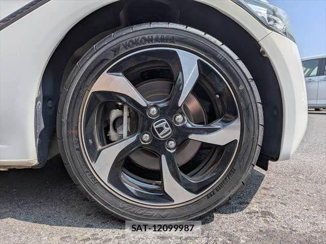 Honda S660 2017-03 8337736-21