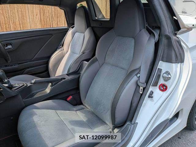 Honda S660 2017-03 8337736-25