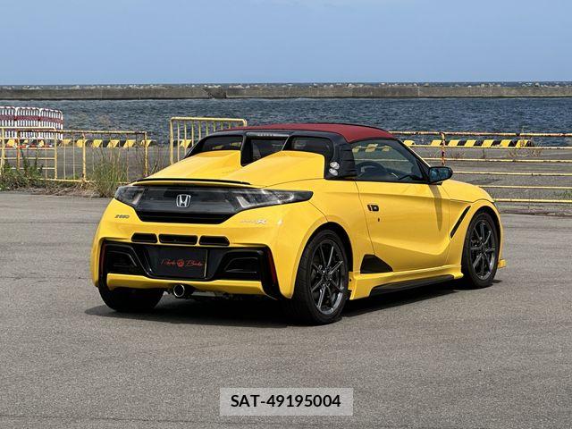 Honda S660 2020-08 8368541-2