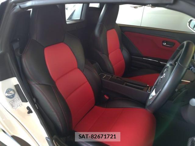 Honda S660 2016-11 8368539-12