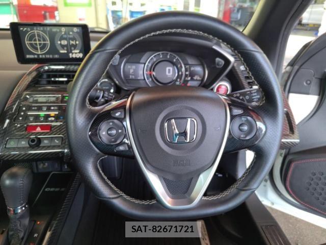 Honda S660 2016-11 8368539-13