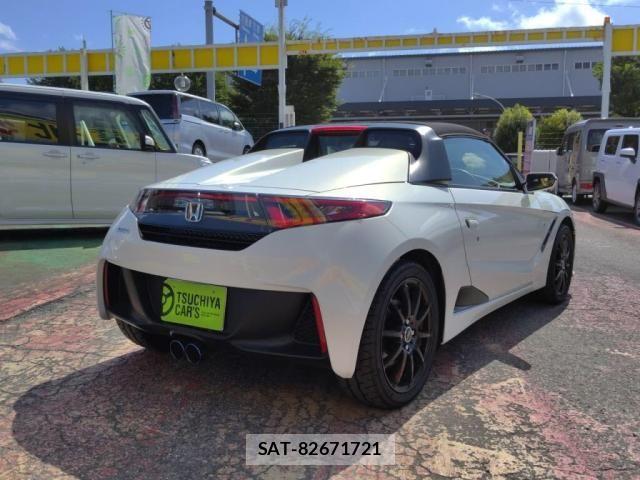 Honda S660 2016-11 8368539-1