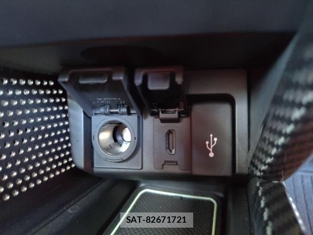Honda S660 2016-11 8368539-19