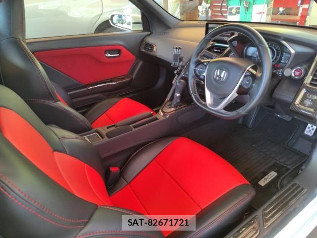 Honda S660 2016-11 8368539-20