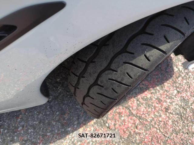 Honda S660 2016-11 8368539-27
