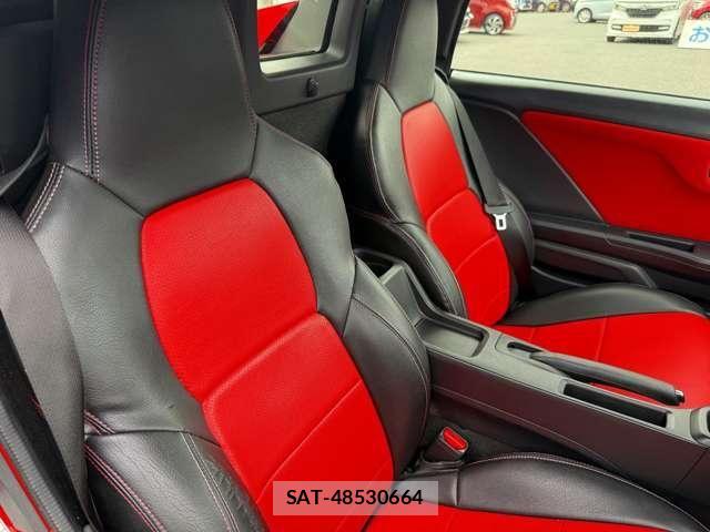 Honda S660 2016-02 8414805-8