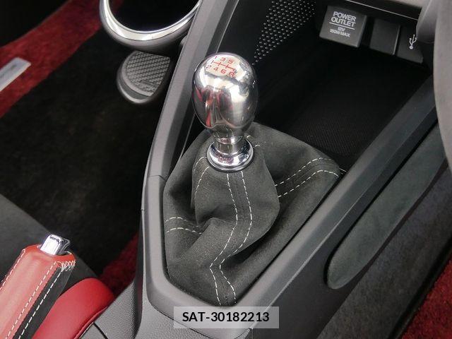 Honda S660 2021-06 8414803-13