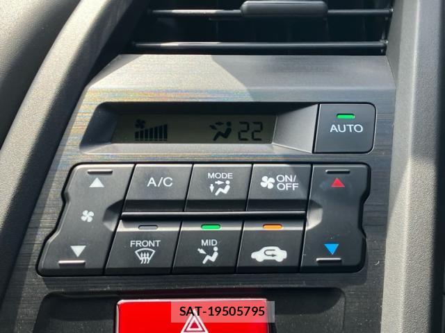 Honda S660 2016-04 8486053-15