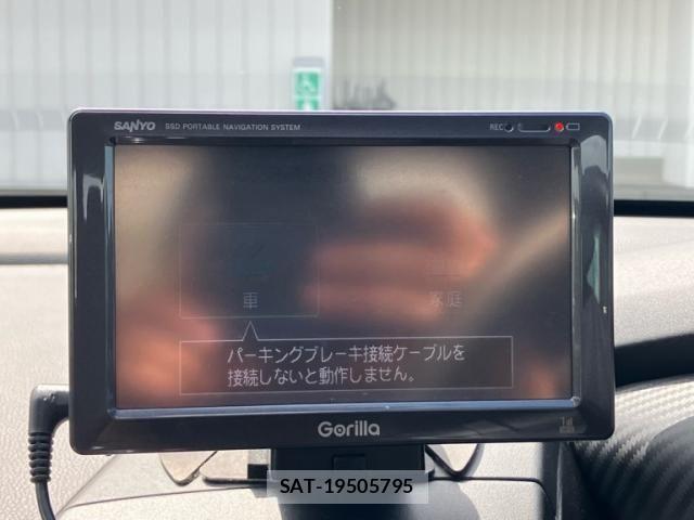 Honda S660 2016-04 8486053-16