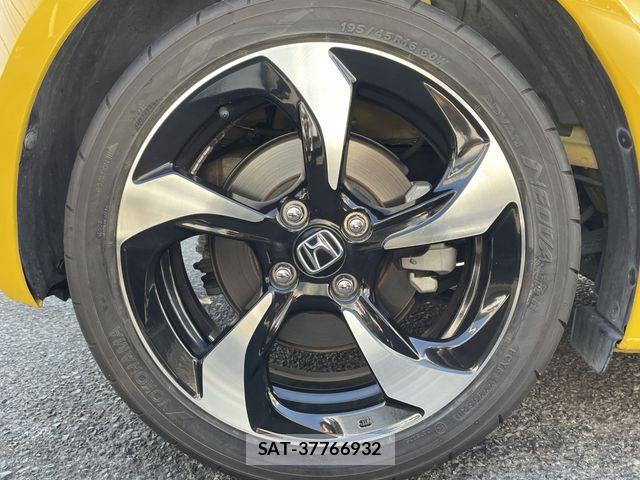 Honda S660 2019-04 8527184-13