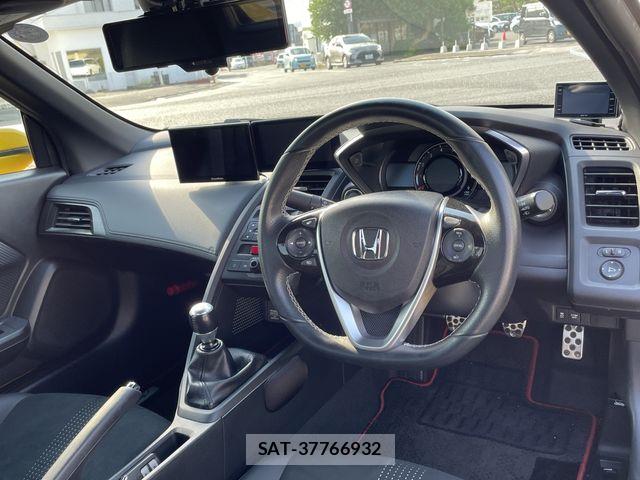 Honda S660 2019-04 8527184-2
