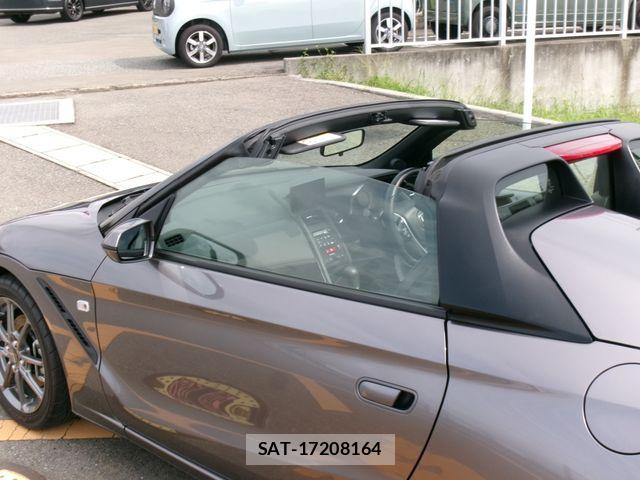 Honda S660 2016-06 8563469-21