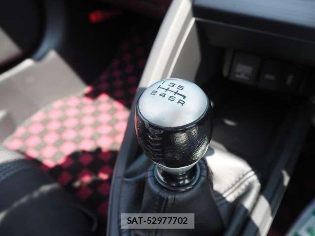 Honda S660 2015-12 8628754-12
