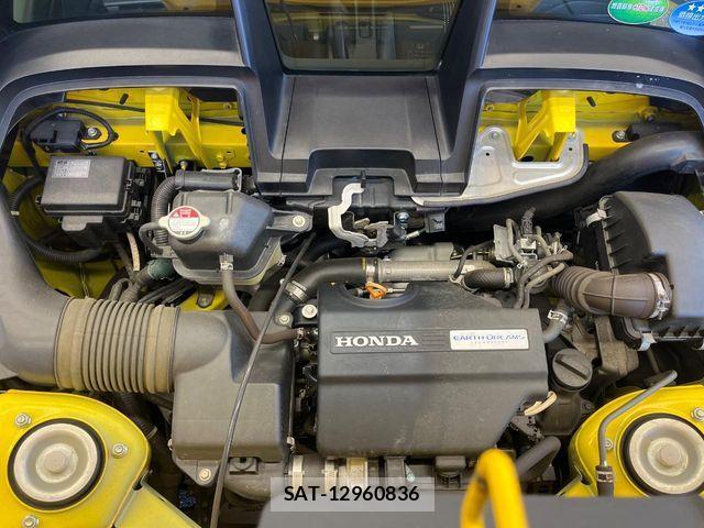 Honda S660 2015-04 8666866-18