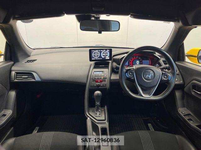 Honda S660 2015-04 8666866-1