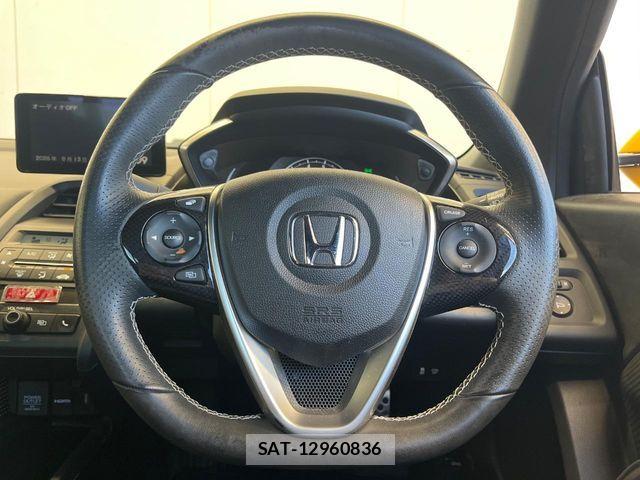 Honda S660 2015-04 8666866-8