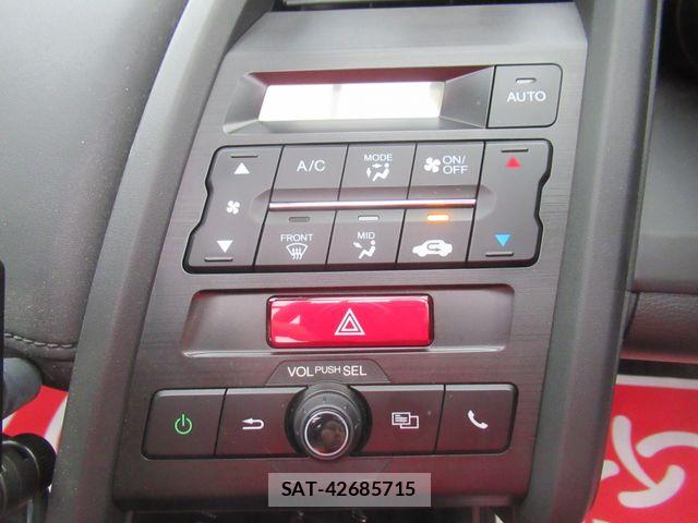 Honda S660 2015-10 8666870-21