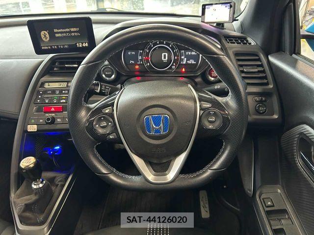Honda S660 2016-02 8781923-11