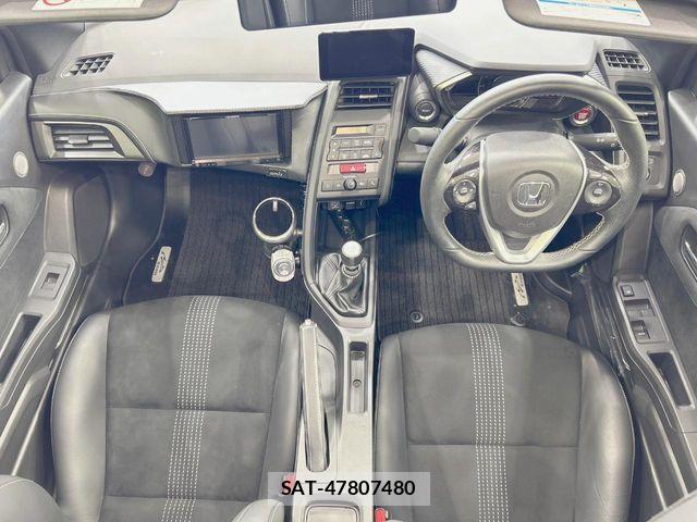 Honda S660 2015-11 8781922-1