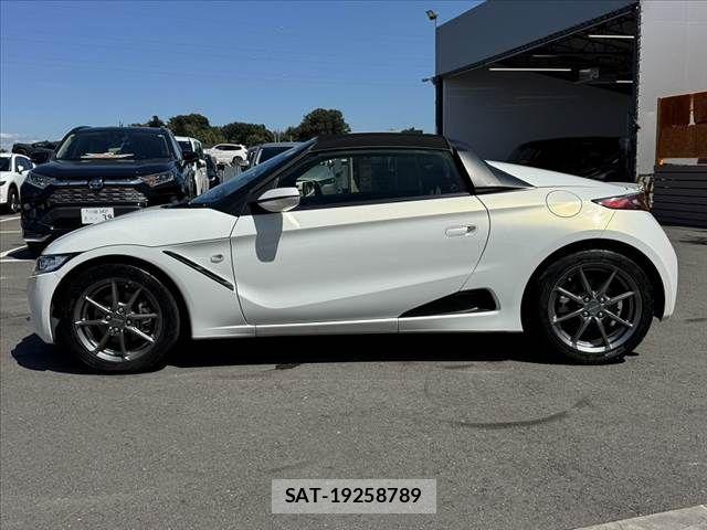 Honda S660 2020-06 8850568-10