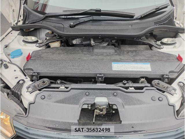 Honda S660 2015-12 8849962-21