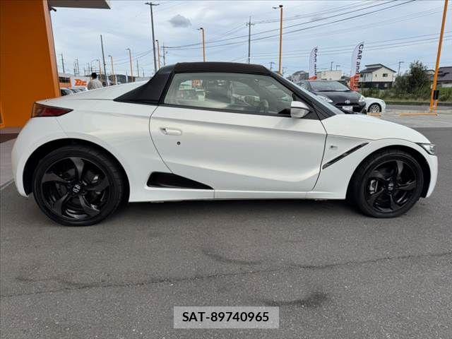 Honda S660 2019-08 8881984-9