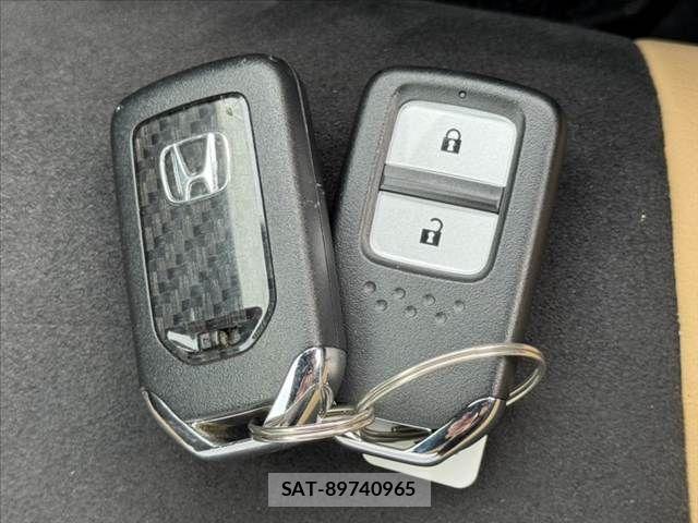 Honda S660 2019-08 8881984-5