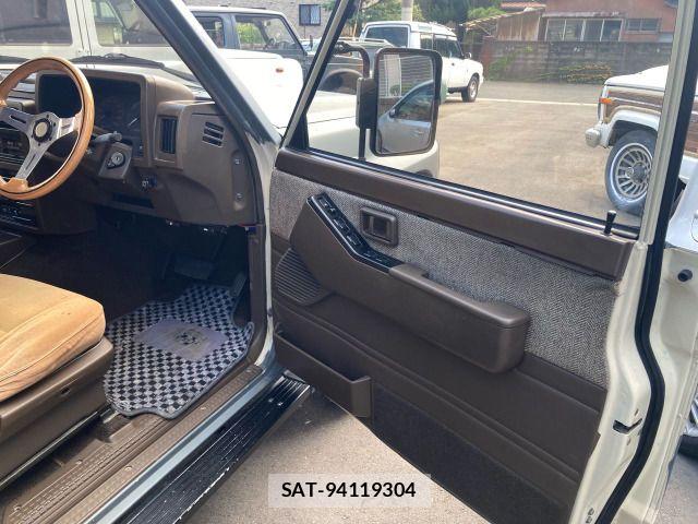 Nissan SAFARI 1989-09 8355537-11