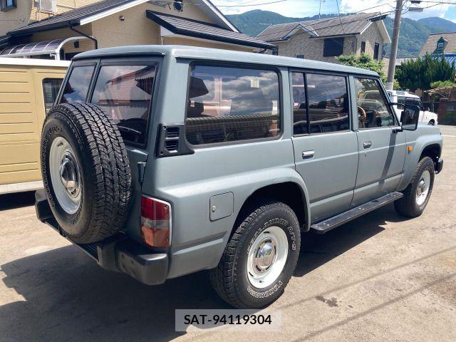 Nissan SAFARI 1989-09 8355537-1