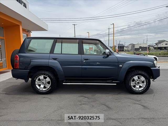 Nissan SAFARI 2006-03 6691234-10