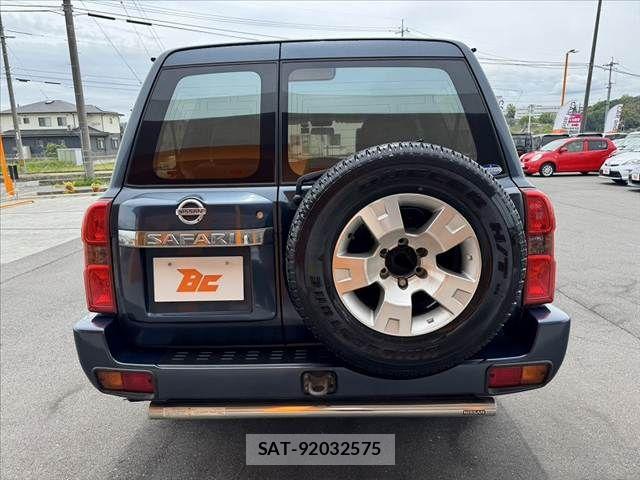 Nissan SAFARI 2006-03 6691234-13