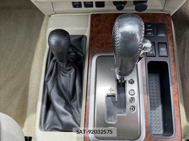 Nissan SAFARI 2006-03 6691234-24