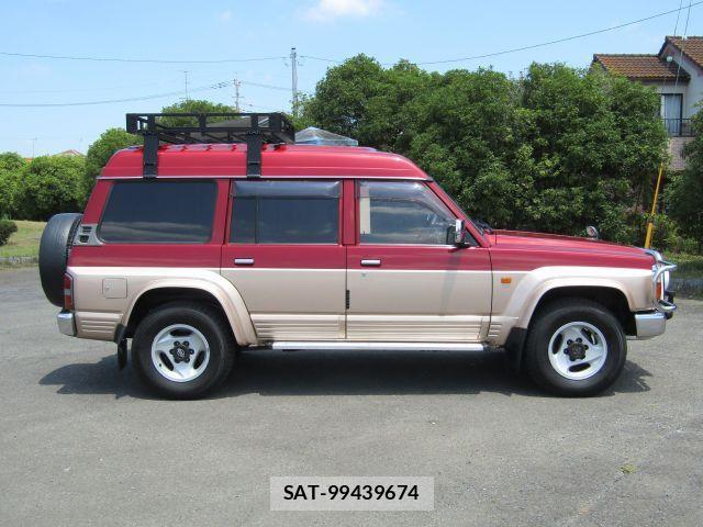 Nissan SAFARI 1991-11 7980905-6