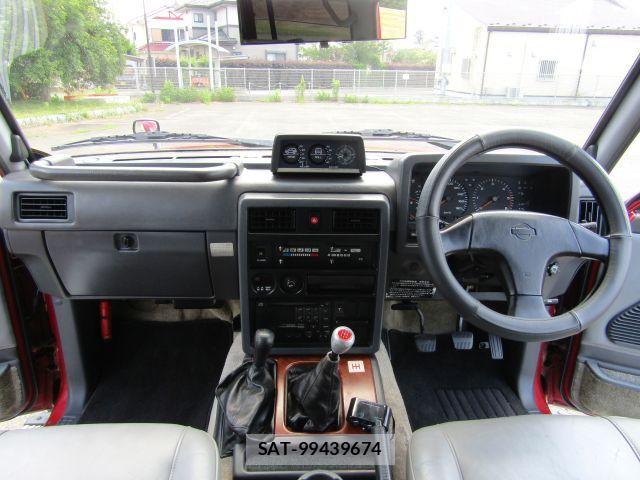 Nissan SAFARI 1991-11 7980905-8