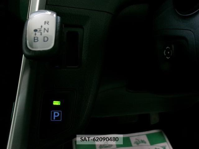 Toyota SAI 2013-11 1093759-17