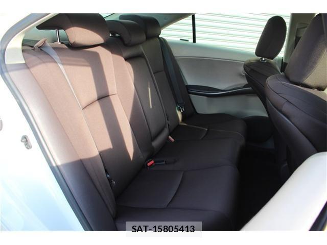 Toyota SAI 2010-11 1203414-15