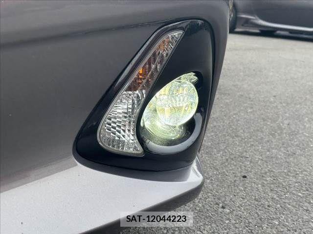 Toyota SAI 2013-09 5877844-10