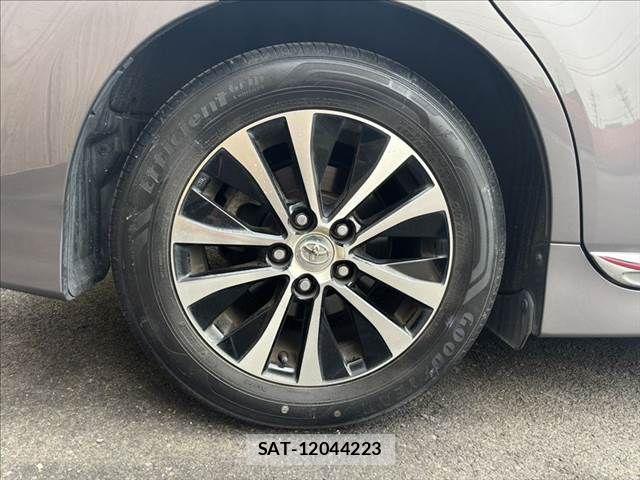 Toyota SAI 2013-09 5877844-26