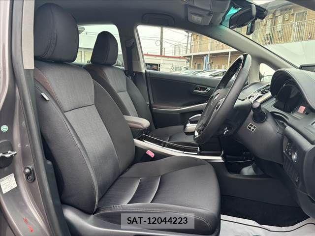Toyota SAI 2013-09 5877844-5