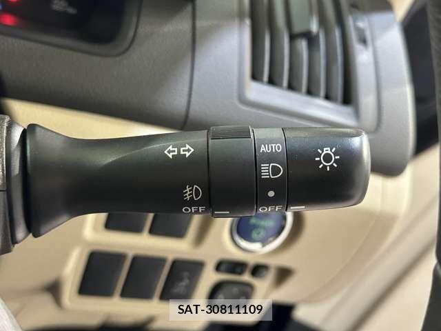 Toyota SAI 2013-03 6017761-12