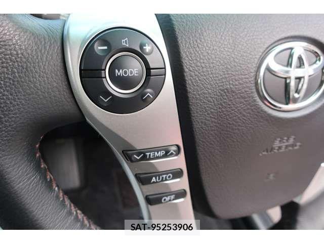 Toyota SAI 2013-11 6502841-15