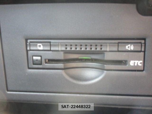 Toyota SAI 2015-09 6717217-17