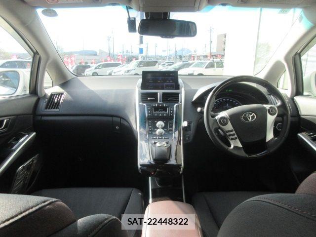 Toyota SAI 2015-09 6717217-1