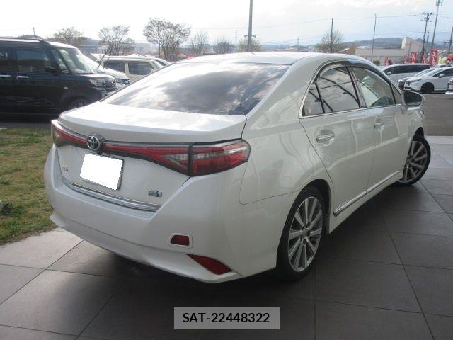 Toyota SAI 2015-09 6717217-2